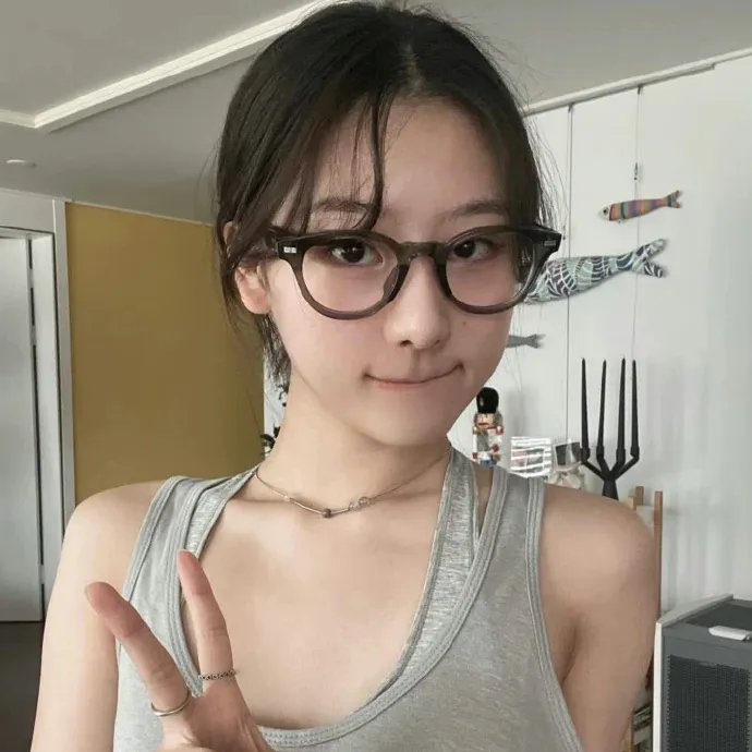 旷课检查员 封面